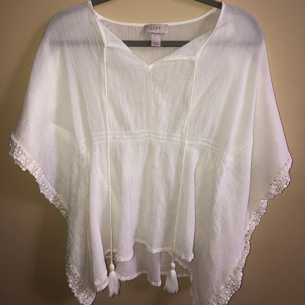 White V-Cut blouse
